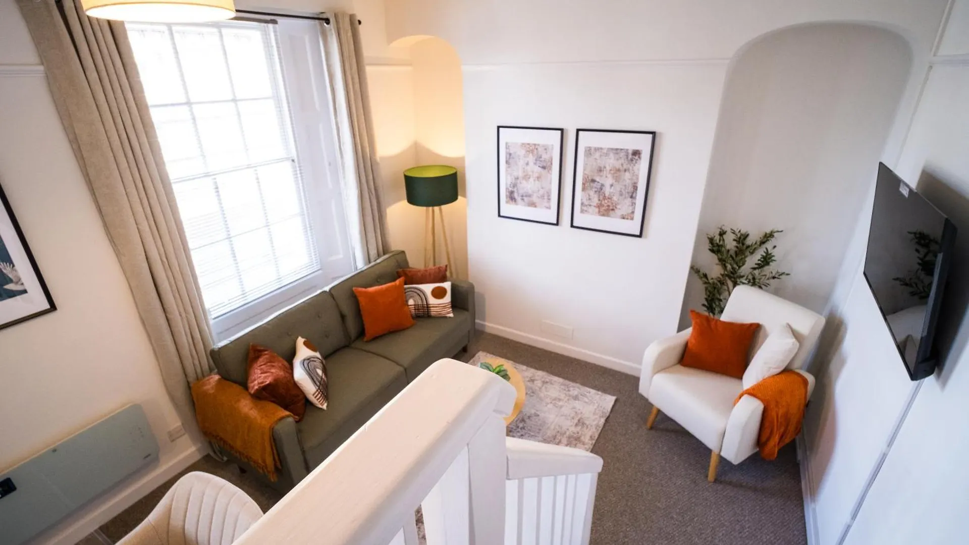 Gloucester Apartments X 3 Free Parking & Short Walk To The University & Hospital