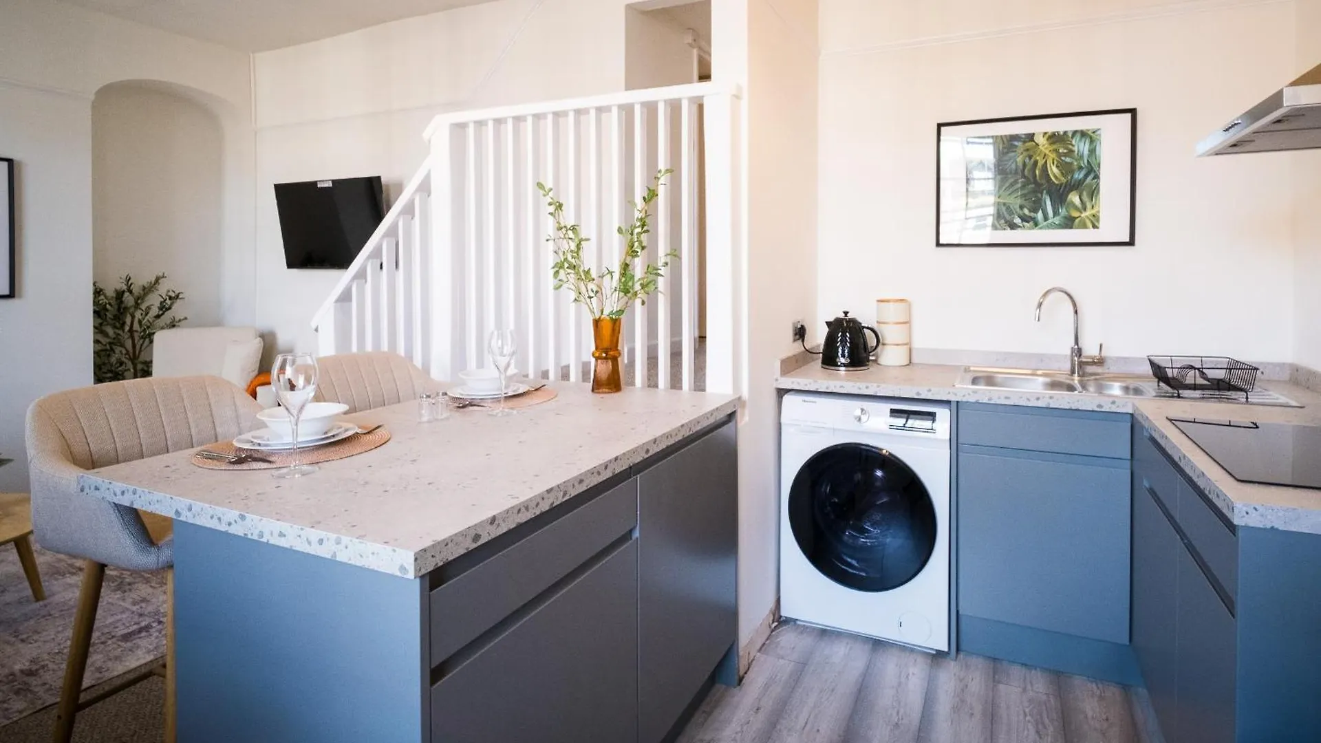 Gloucester Apartments X 3 Free Parking & Short Walk To The University & Hospital United Kingdom