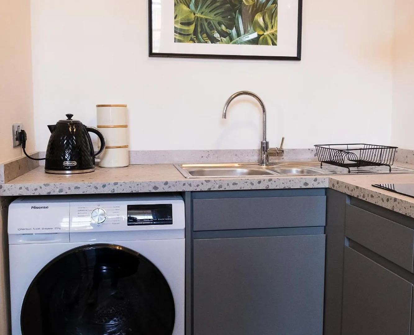 Gloucester Apartments X 3 Free Parking & Short Walk To The University & Hospital
