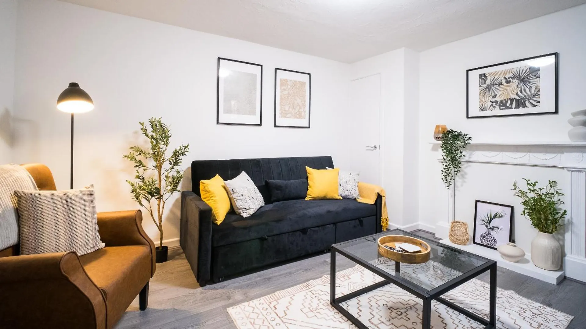 Gloucester Apartments X 3 Free Parking & Short Walk To The University & Hospital