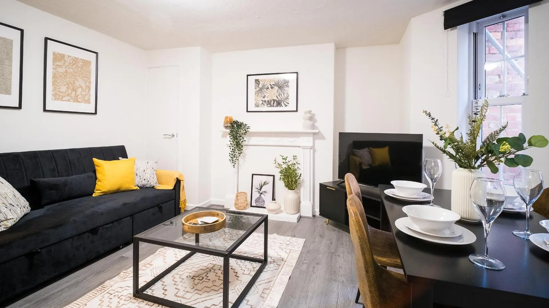 Gloucester Apartments X 3 Free Parking & Short Walk To The University & Hospital