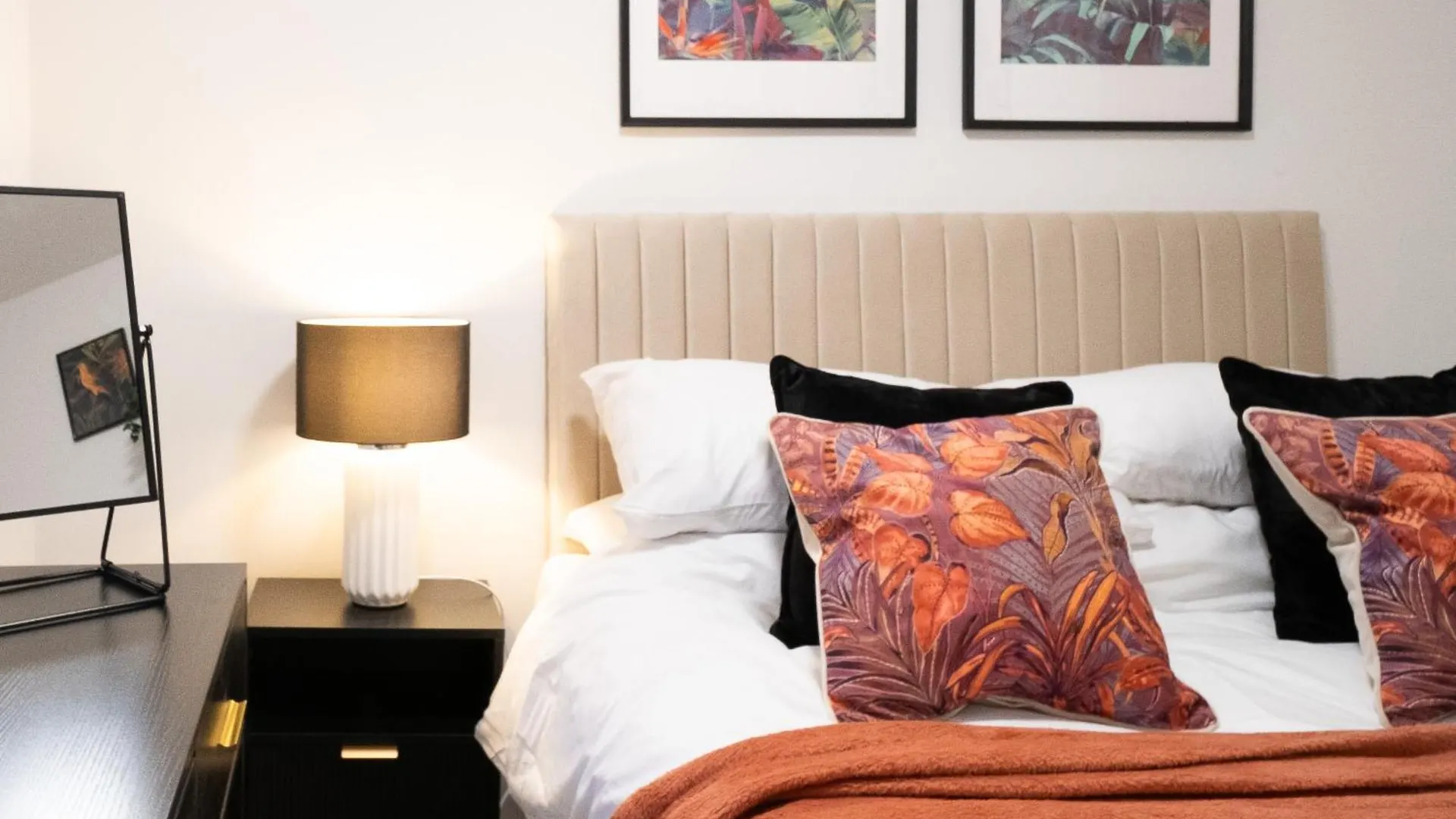 Gloucester Apartments X 3 Free Parking & Short Walk To The University & Hospital